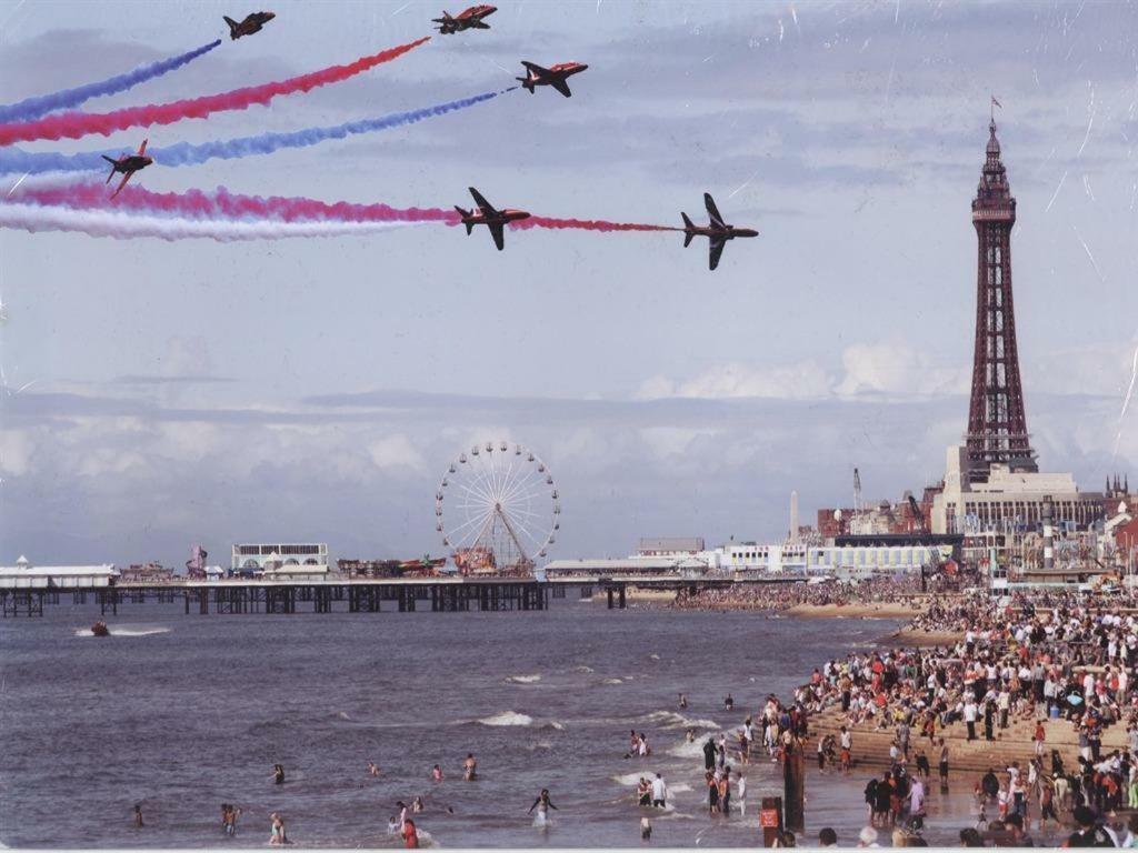 Bukhari Hotel Blackpool Exterior foto